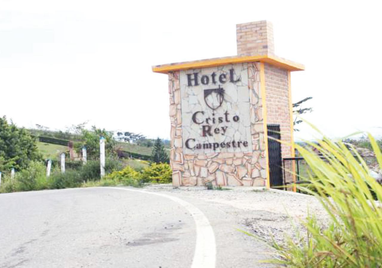 Hotel Cristo Rey Campestre Los Santos  Extérieur photo